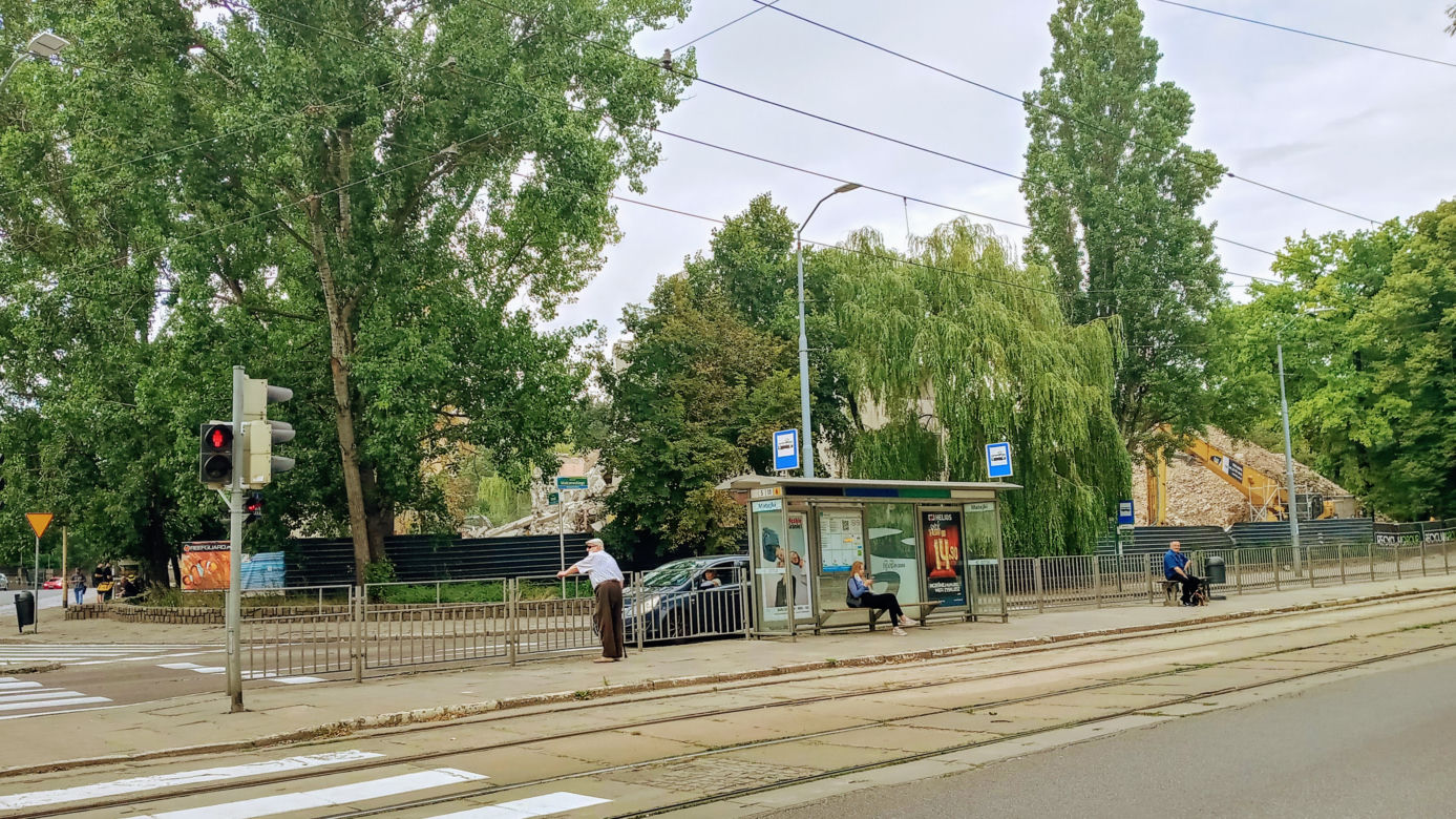 Rozbiórka Domu Marynarza - lipiec 2020