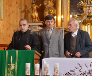 RANCZO 7 odc. 90. Ksiądz (Cezary Żak), kuzyn Jędruś (Robert Majewski), Stach Japycz (Francieszek Pieczka)