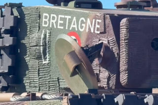 Od Waffen-SS do armii francuskiej. Czołg Tygrys I z Saumur znów jeździ