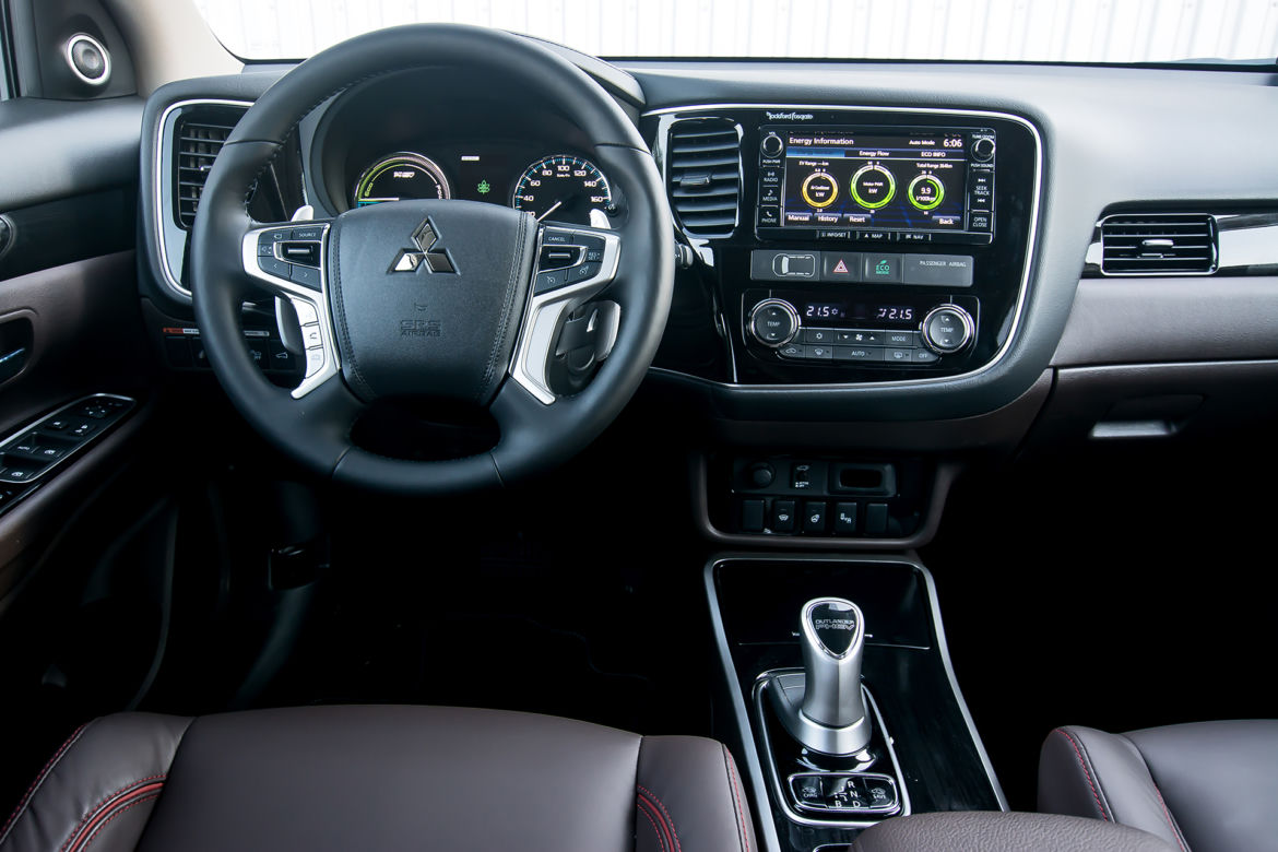 Mitsubishi Outlander PHEV Instyle NAVI+