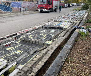 Wichura w Warszawie. Mur runął na bezbronną kobietę
