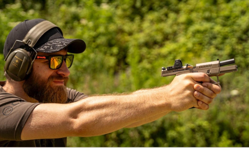 Pistolet P-10C