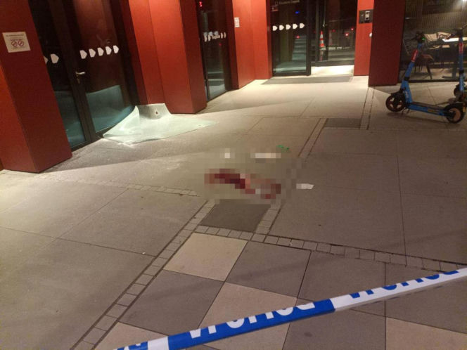 Tragedia w akademiku. Na 20-latka spadł szklany dach
