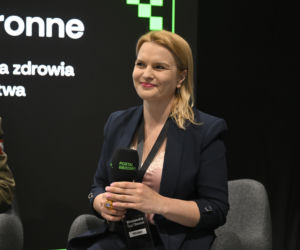 Warszawskie Targi Obronne. Scena Niebieska. Warszawskie Targi Obronne.. Scena Niebieska Jak w czasie kryzysu zapewnić łączność satelitarną instytucjom państwa i instytucjom rządowym? Budowa suwerennego systemu: potrzeby oraz krajowe zdolności przemysłowe