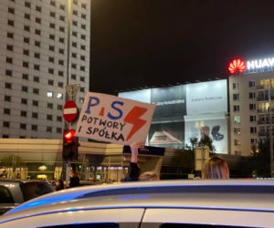 Rondo de Gaulla w Warszawie: Trwa Ogólnopolski Strajk Kobiet