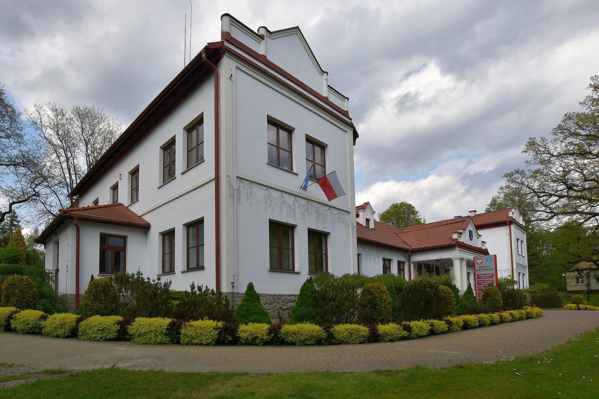 Ta wieś w Małopolsce miała kiedyś dwie nazwy. Znajdowała się w niej największa stadnina koni