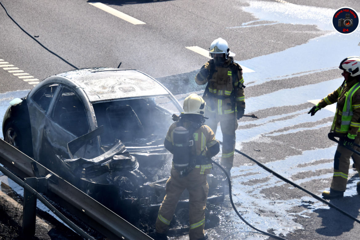 Miętowy garbus płonął jak pochodnia na S8