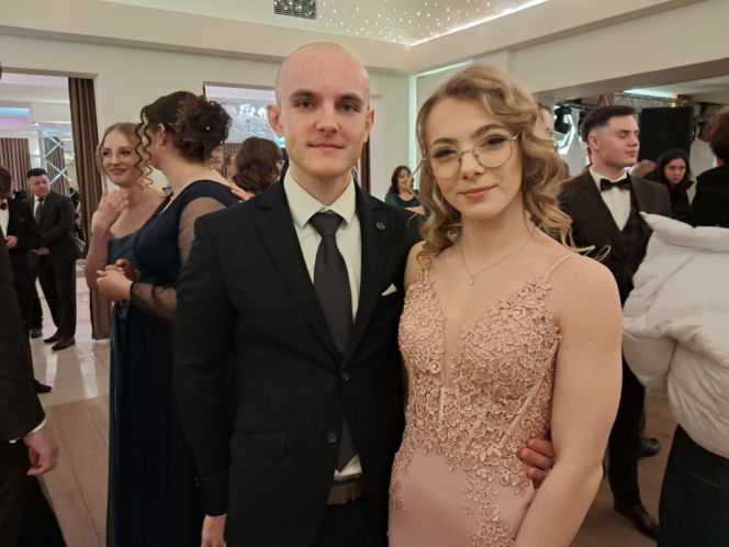 Studniówka 2026 maturzystów Zespołu Szkół Zawodowych nr 1 w Starachowicach