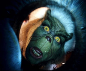 Jim Carrey w filmie Grinch: Świąt nie będzie (2000)