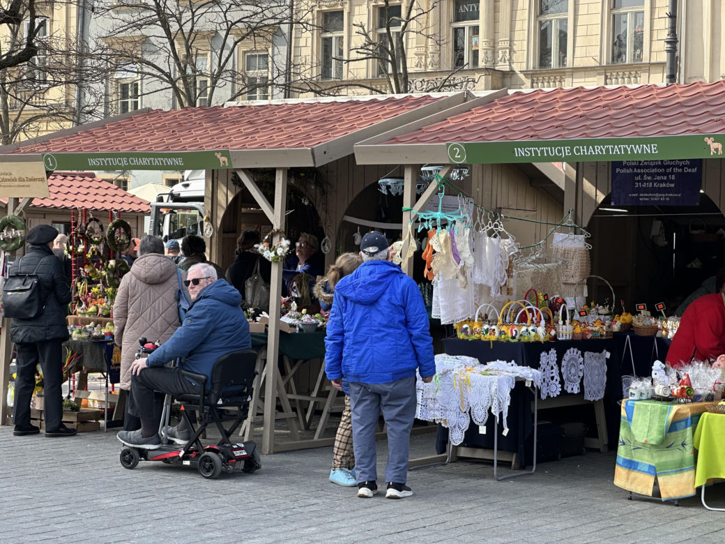 W Krakowie wystartował jarmark wielkanocny. Sprawdziliśmy tegoroczne ceny!