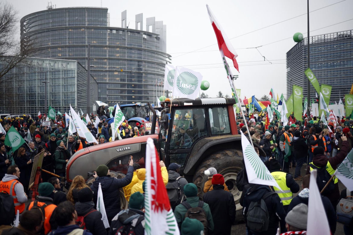 Rolnicy z całej Europy protestują w Strasburgu