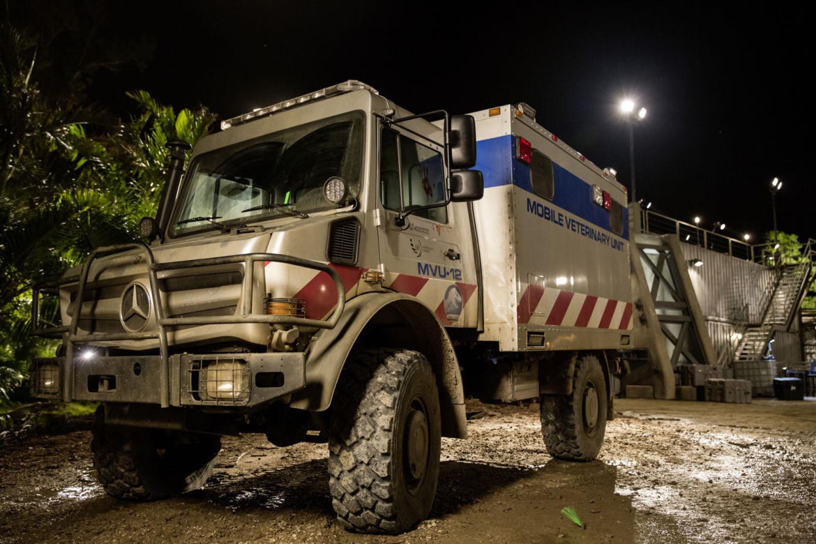 Mercedes w filmie "Jurassic World"
