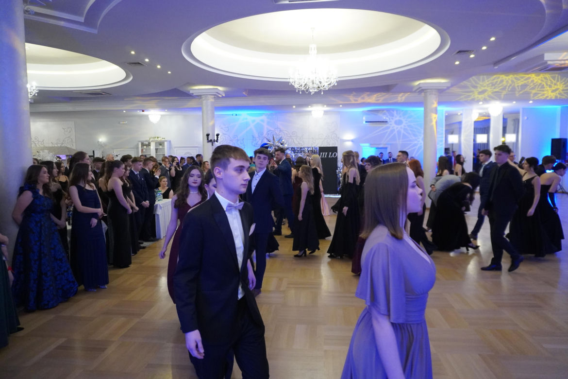 Studniówka III LO w Rzeszowie 