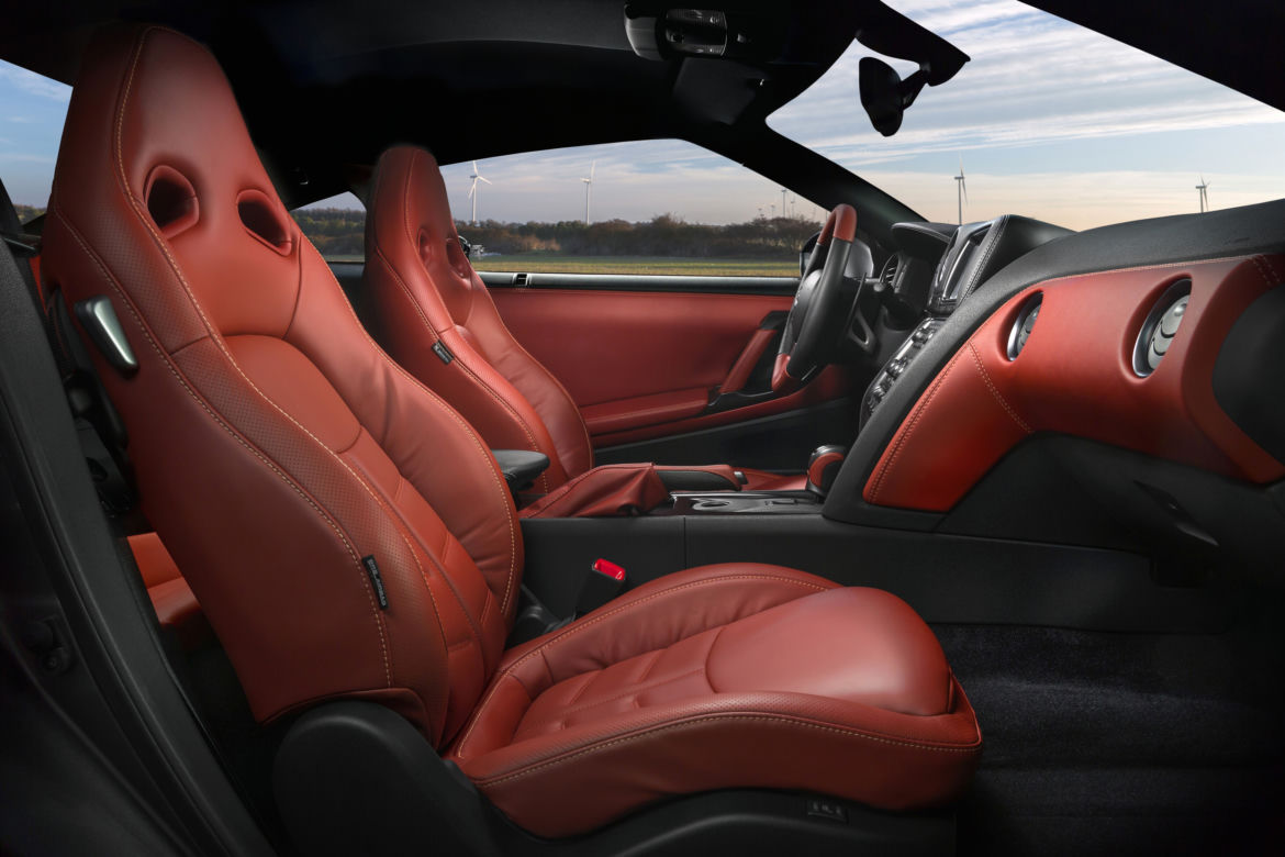 Nissan GT-R