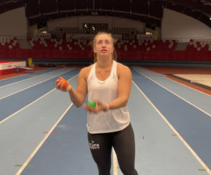 Malwina Kopron stęskniła się za medalami. Żongluje piłkami, by jej młot latał daleko