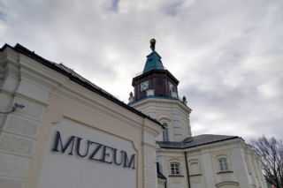 Wystawa strojów ludowych w Muzeum Regionalnym w Siedlcach