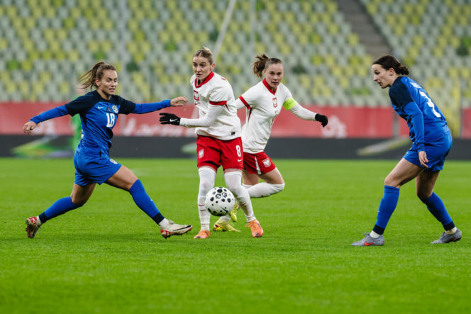 Polska - Słowenia: Najwierniejsi kibice wspierali reprezentację Polski kobiet. Dużo zdjęć z Gdańska