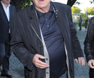 Niegdyś bożyszcze tłumów jako Janek Kos. Tak przez lata zmieniał się legendarny aktor Janusz Gajos