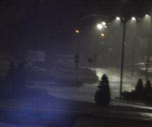 Burza w Białymstoku. Ulice jak rzeki. Auta gubiły tablice rejestracyjne [ZDJĘCIA, WIDEO]