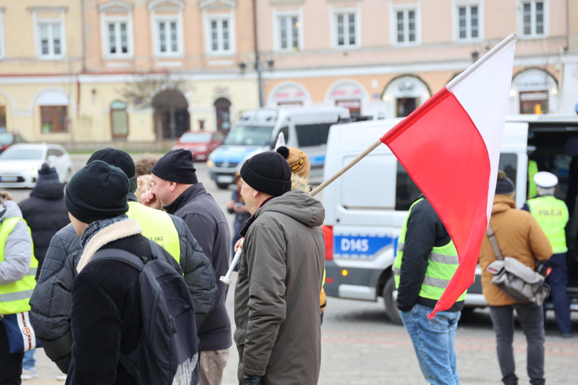 Protest rolników 20 marca w Lublinie. Przeszli ulicami miasta pod LUW