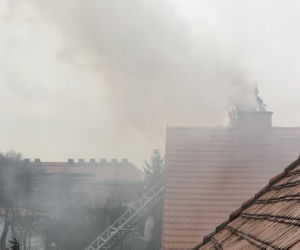 Pożar na wrocławskim Sępolnie we Wrocławiu 