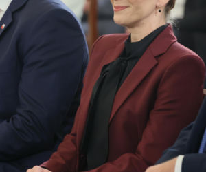 Marta Nawrocka w czerwieni