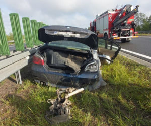 Skasował pożyczone BMW! Groźna kolizja pod Elblągiem!