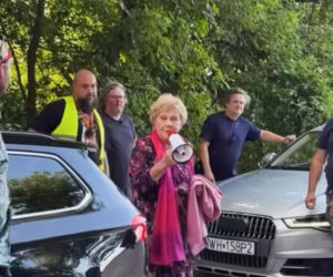 M jak miłość. Teresa Lipowska obchodzi 89. urodziny na planie serialu