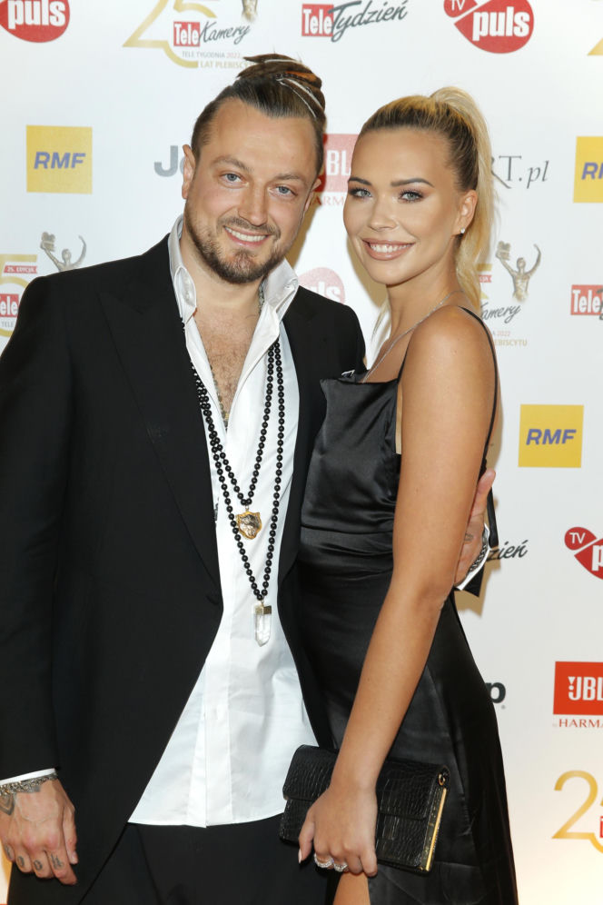 Sandra Kubicka pokazuje mężowi co stracił