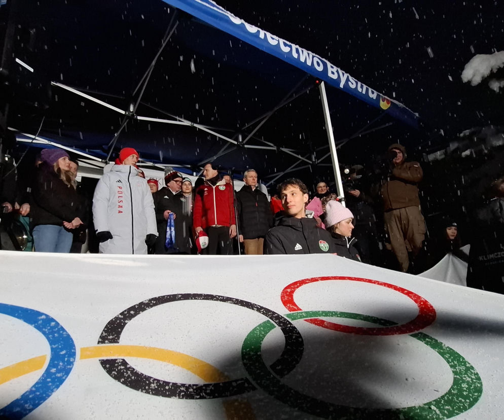 Kacper Tomasiak powitany w Bystrej. Tłumy kibiców wiwatowały na cześć 19-latka
