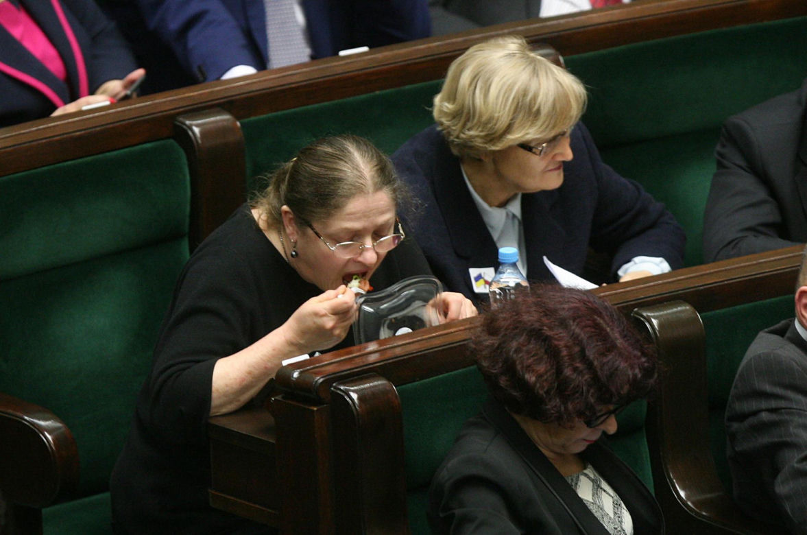 Kontrowersyjni posłowie