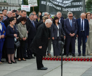 Obchody miesięcznicy smoleńskiej w Warszawie