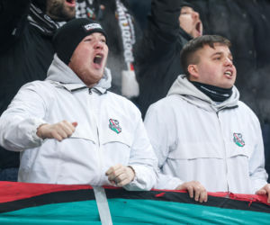 Mecz Piast Gliwice - Legia Warszawa. Kibice na stadionie