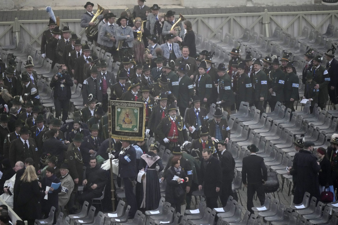 Pogrzeb papieża emeryta Benedykta XVI