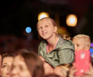 Plac Zamkowy wypełniony po brzegi! Koncert Bajmu w Lublinie