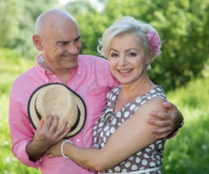 Na Wspólnej. Roman Hoffer (Waldemar Obłoza), Honorata (Aleksandra Konieczna)