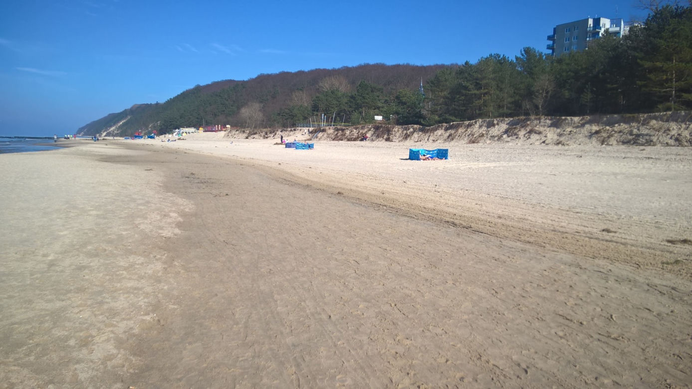 Pierwsze parawany na plaży w Międzyzdrojach