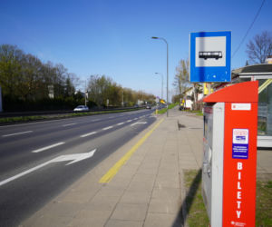 Drogowcy wyremontują dziurawy wlot do Warszawy. Do tej pory nie było na to pieniędzy 