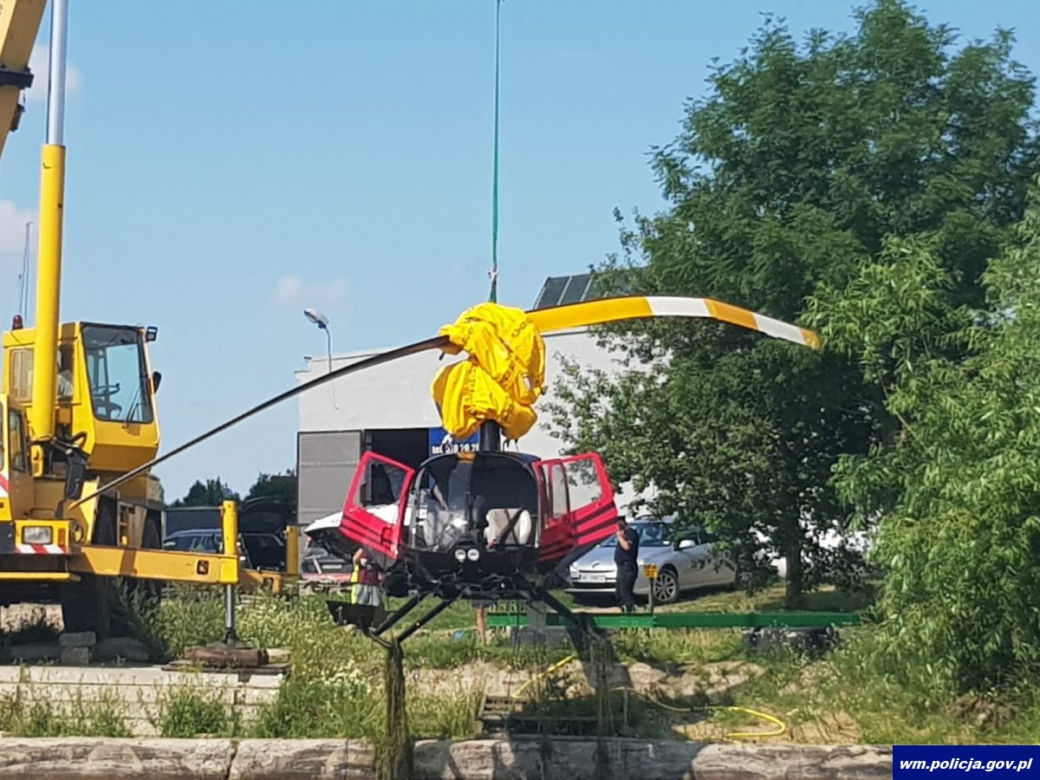 Śmigłowiec spadł do jeziora Tałty