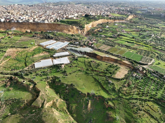 Dramatyczna sytuacja na Sycylii. Miasteczko znalazło się nad przepaścią. Mieszkańcy musieli opuścić domy