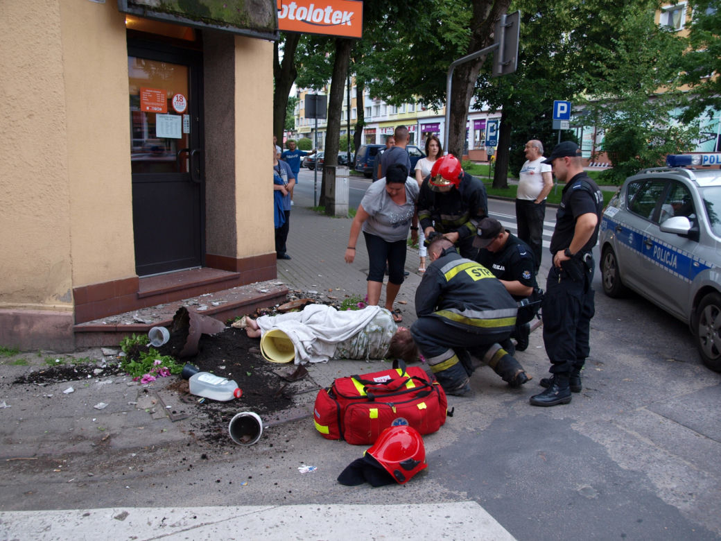 Urwała balkon bo była za ciężka