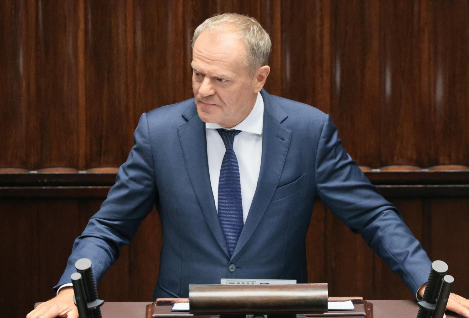 Tak ostro o politycznych rywalach u Tuska dawno nie było. „Idioci i zdrajcy”