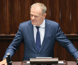 Tak ostro o politycznych rywalach u Tuska dawno nie było. „Idioci i zdrajcy”