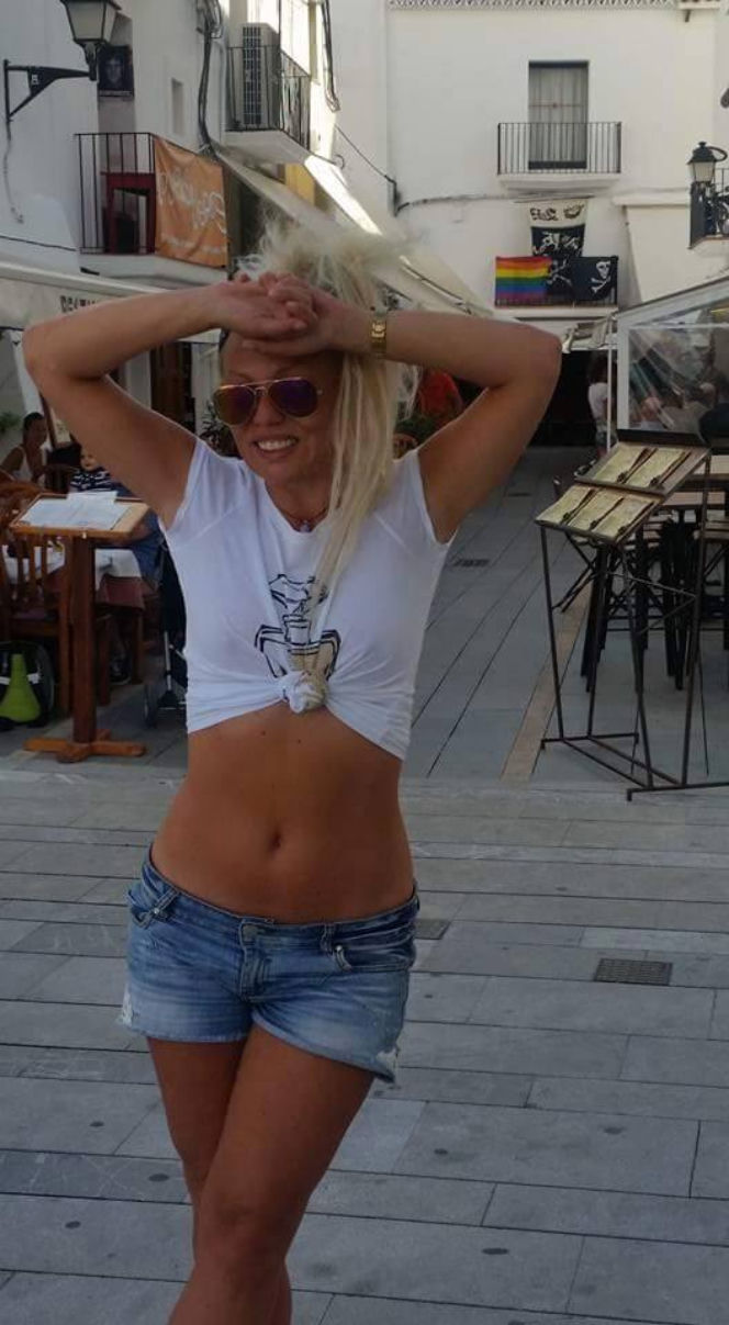 Monika Jarosińska na Ibizie