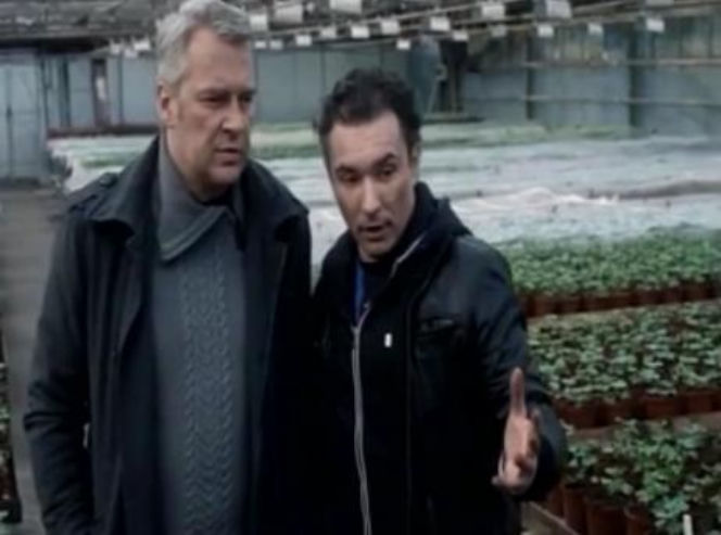 Krew z krwi odcinek 1. Wiktor (Andrzej Andrzejewski), Marek (Zbigniew Stryj)