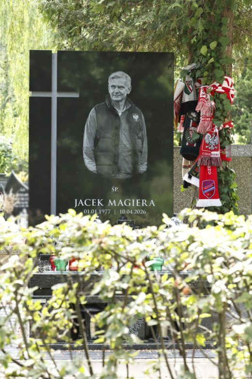 Nowy grób Jacka Magiery