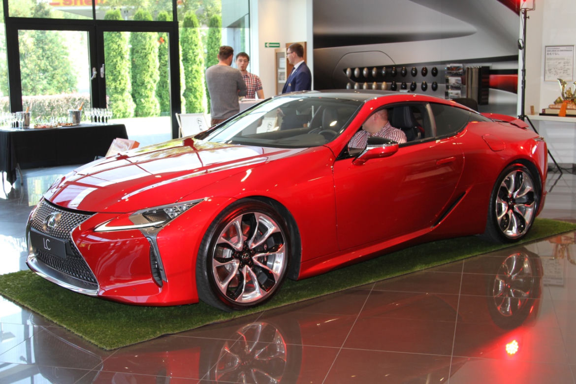 Lexus LC 500 - polski debiut w Krakowie