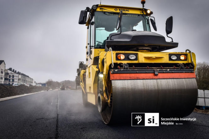 Pierwszy asfalt na Trasie Północnej