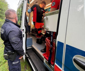 Szczęśliwy finał dramatycznych poszukiwań w Suchedniowie. 75-letnia grzybiarka odnaleziona po dwóch dobach w lesie