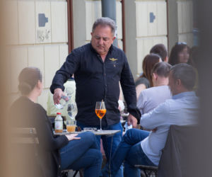 Robert Makłowicz. Wpadł na wino do Kondrata
